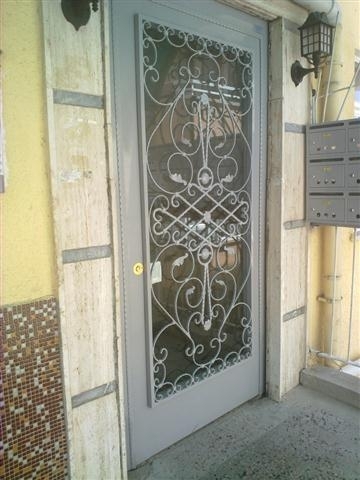 Ferforje lüx Apartman Kapısı 0039